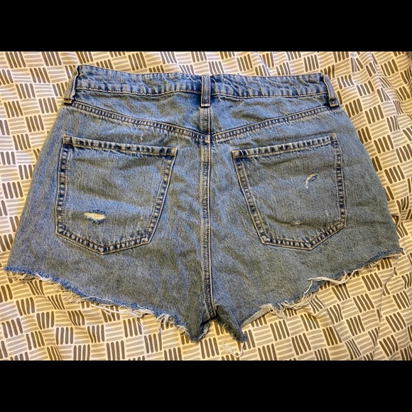 Dynamite High Rise Shorts - Picture 4 of 5